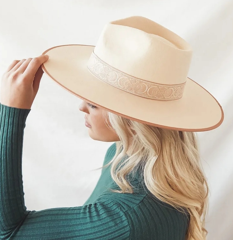Lack of Color Ivory Rancher Special NWT